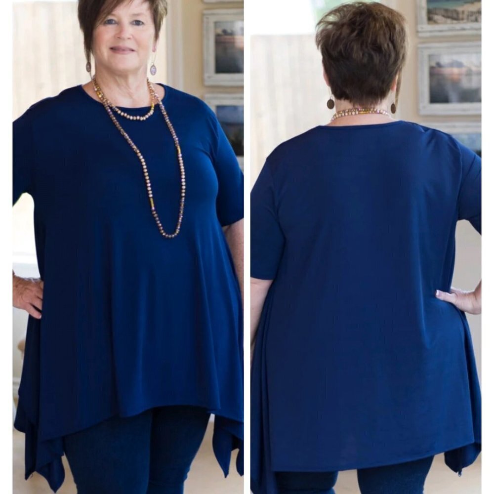 (352) Giddy Up Glamour Asymmetrical Navy Blue Hemline Tunic Size  3X